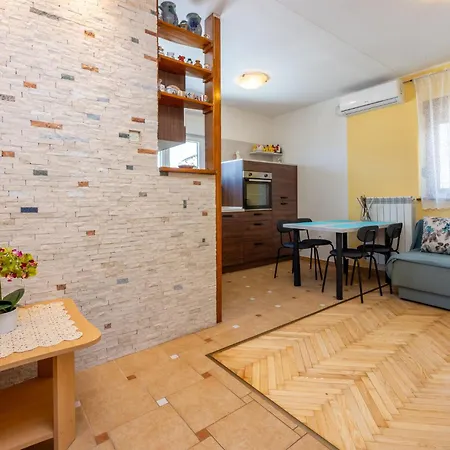 Buba Ck Apartament Crikvenica